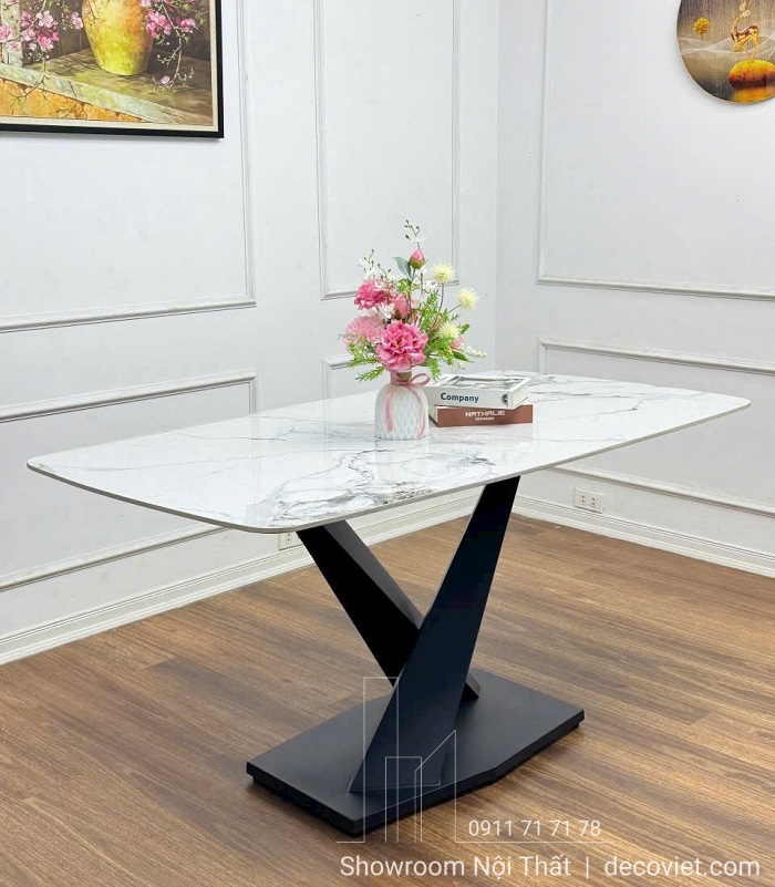 Bàn ăn mặt đá Ceramic chống thấm ố, chân sắt sơn tĩnh điện chữ X tối giản