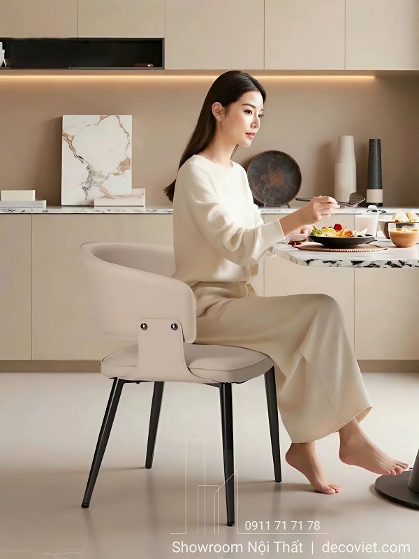 Ghế ăn bọc da 581S phù hợp căn hộ chung cư, nhà phố