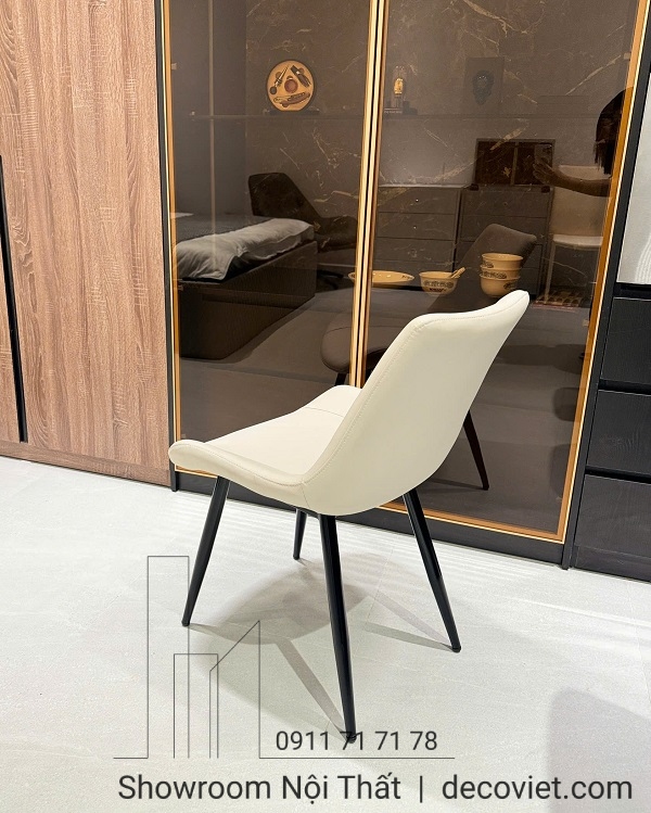 ghế bàn ăn bọc da