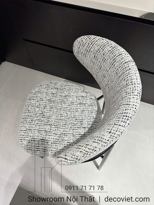 ghế ăn bọc vải chân sắt