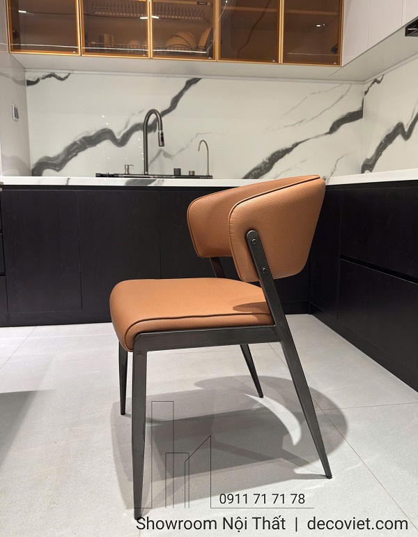 Ghế ăn 571S chân sắt sơn tĩnh điện chắc chắn, không hoen gỉ