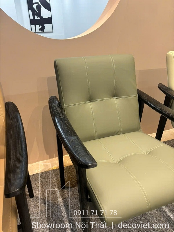 ghế ăn bọc da chân gỗ