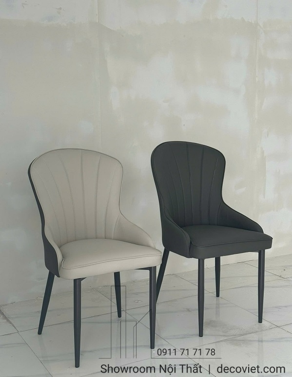 ghế ăn bọc da êm ái với đệm mút dày, thoải mái khi ngồi