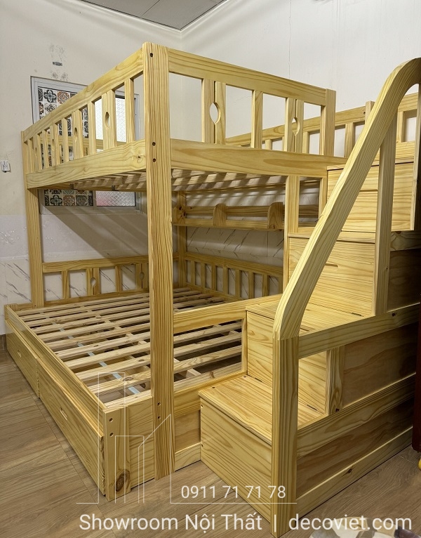 Khách hàng vô cùng hài lòng khi mua giường tầng gỗ 1m8 tại DecoViet