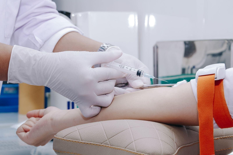 Bảo Tâm truyền dịch nhẹ nhàng, không đau khiến bệnh nhân an tâm vô cùng