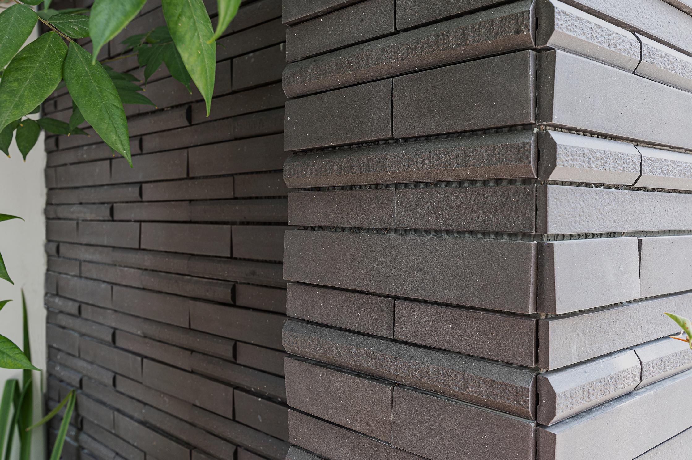 can canh gach op tuong inax New I-Concept Trape INAX-3040B-TRP