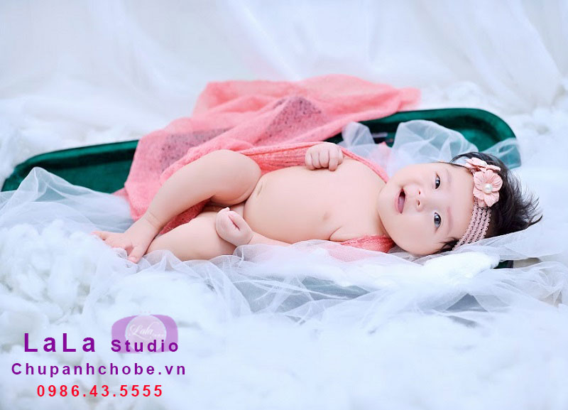 Bộ ảnh bé sơ sinh đẹp - Ảnh viện cho bé LaLa Studio Hà Nội