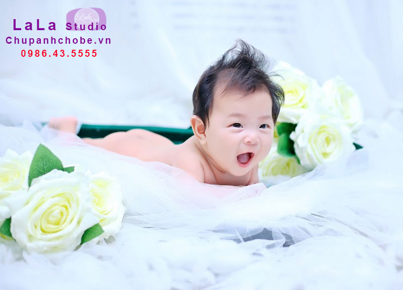 Bộ ảnh bé sơ sinh đẹp - Ảnh viện cho bé LaLa Studio Hà Nội