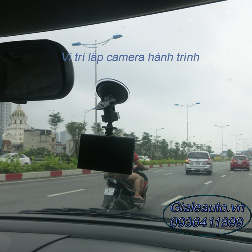 Camera hanh trinh gia re J206B