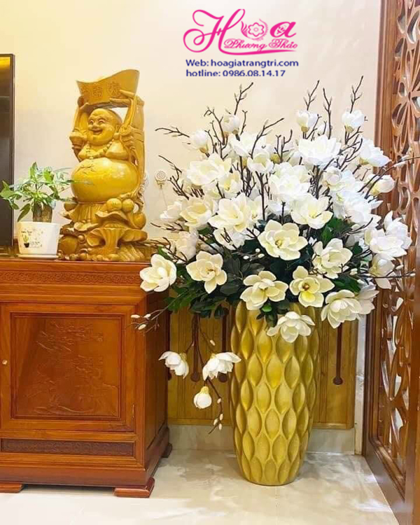 hoa mộc lan giả màu trắng