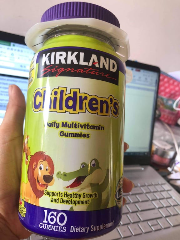 Kẹo bổ đa Vitamin dành cho trẻ em Kirkland Signature Children’s Complete Multivitamin 160 viên