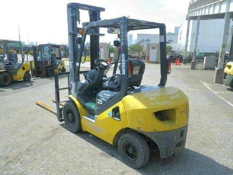 xe nâng 2500kg càng gật gù