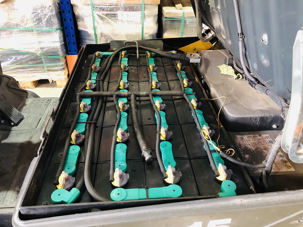 ắc qui xe nâng điện 1,5 tấn