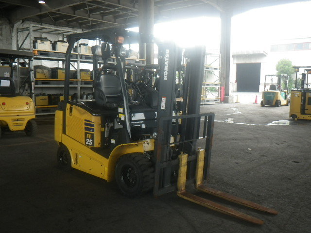 Xe Nâng Điện 2,5 Tấn