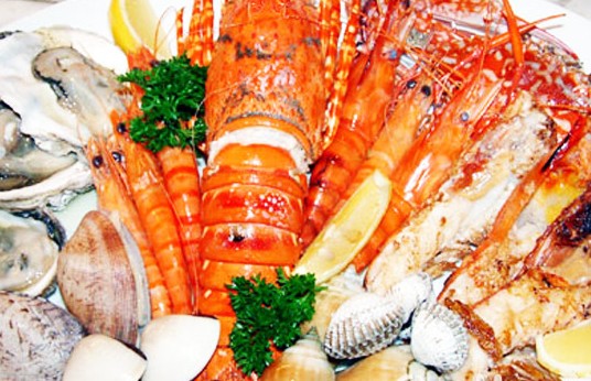 nhận nấu cỗ hải sản