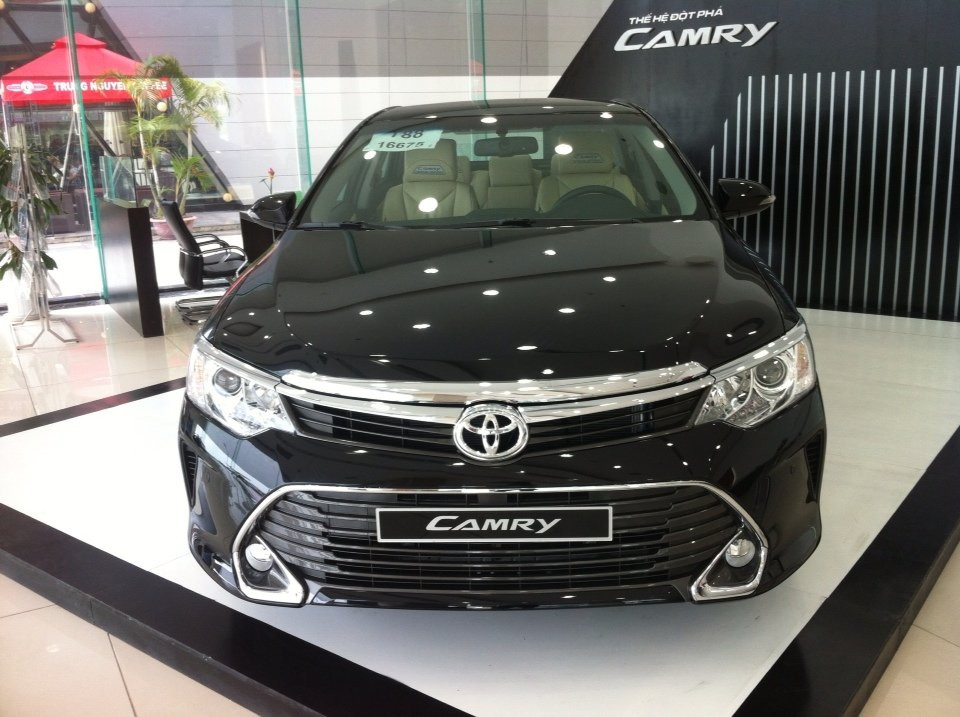 ĐÁNH GIÁ TOYOTA CAMRY 2.0E AT 2017 ĐÁNH GIÁ TOYOTA CAMRY 2.0E AT 2017