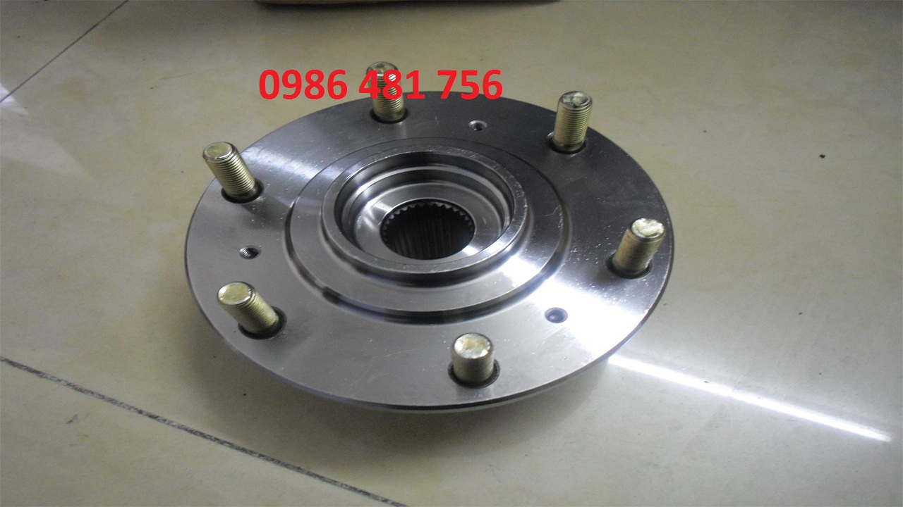 Bi moay ơ trước Mitsubishi Pajero Sport