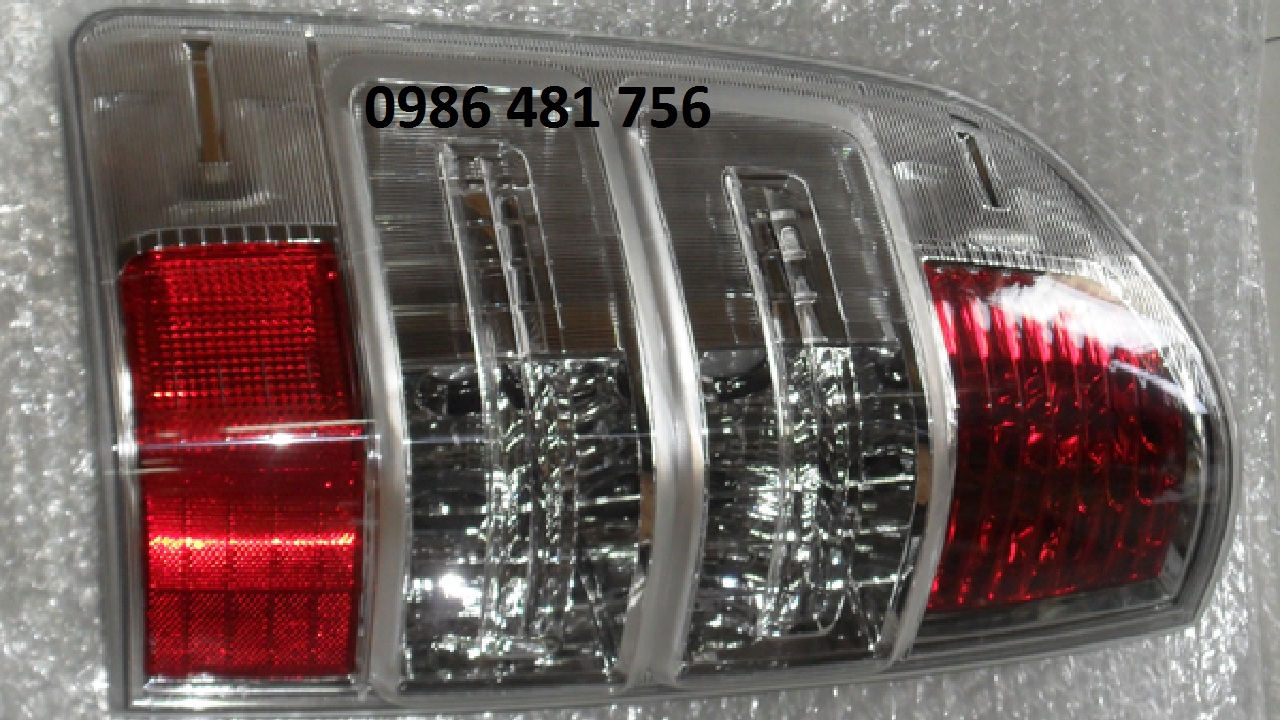 Đèn hậu Ford Ranger 2011