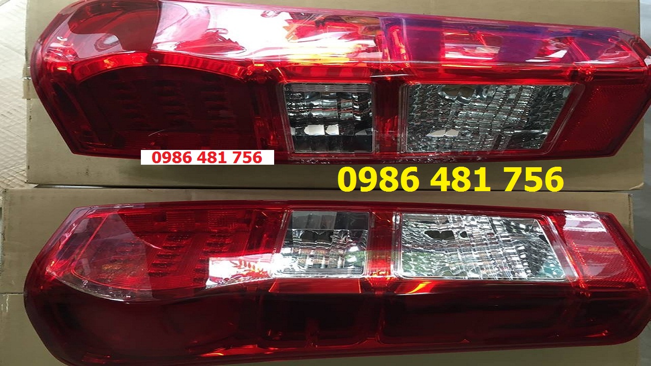 Đèn Hậu Isuzu Dmax 2012