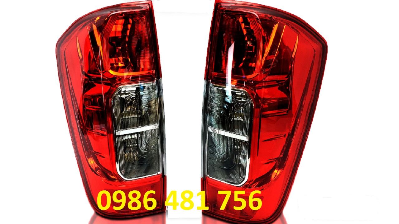Đèn Hậu Nissan Navara 2016