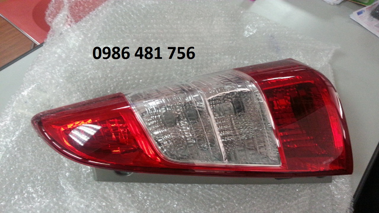 Đèn hậu Toyota Innova 2012 2013