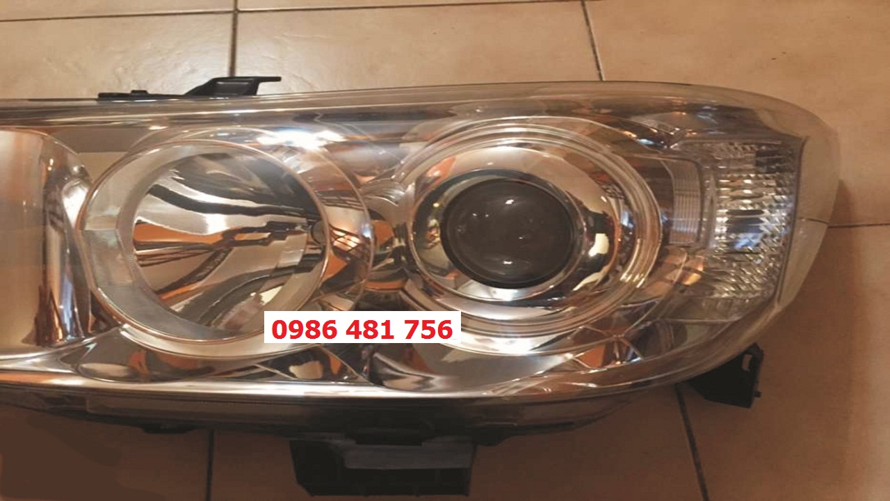Đèn Pha Toyota Fortuner 2011