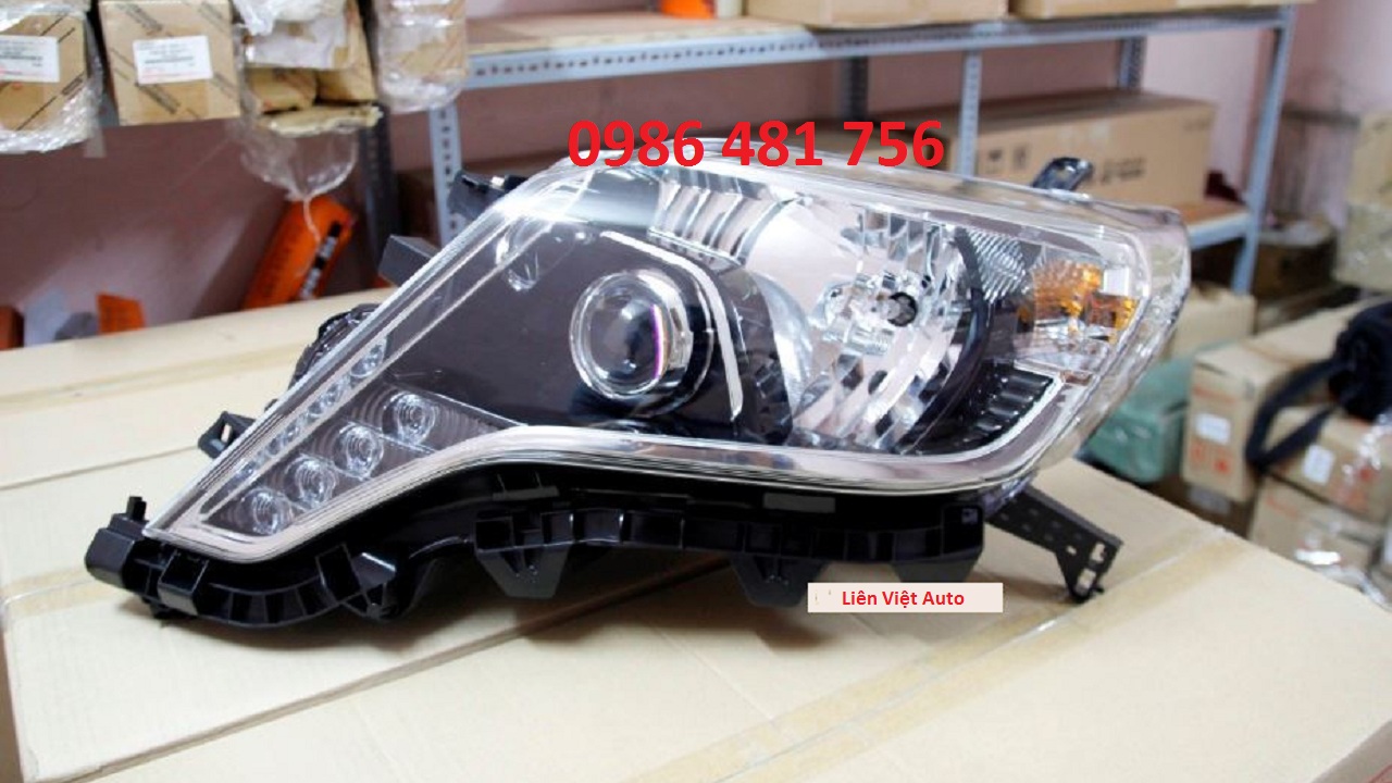 Đèn pha Toyota Land Cruiser Prado 2014