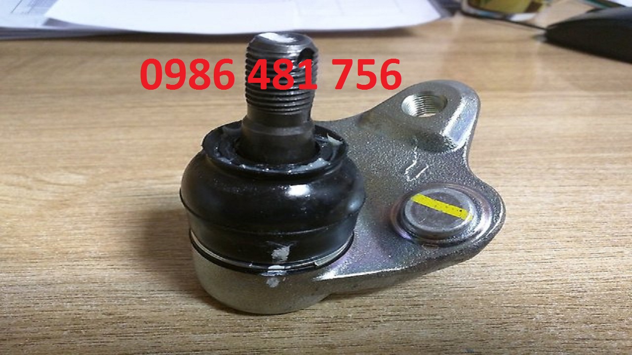 Rotuyn đứng dưới Toyota Altis 2011-2014