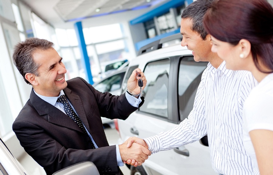 kinh-nghiem-dam-phan-khi-mua-o-to-3