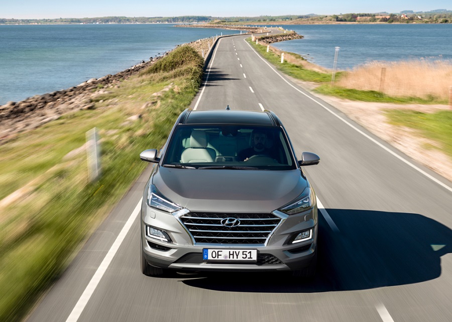 o-to-het-xang-giưa-duong-5