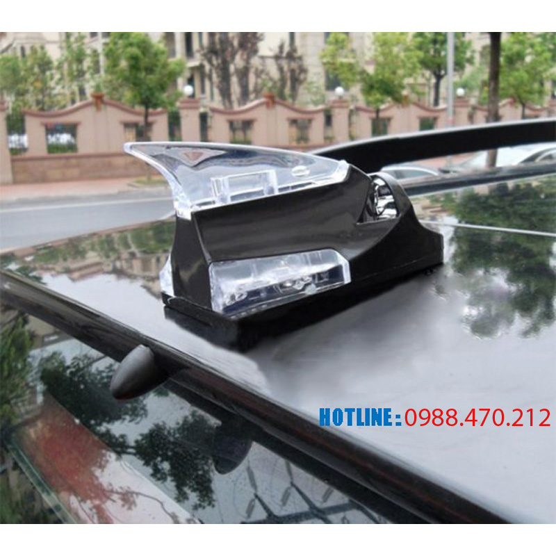 VÂY CÁ MẬP XE HƠI ĐÈN LED NĂNG LƯỢNG GIÓ