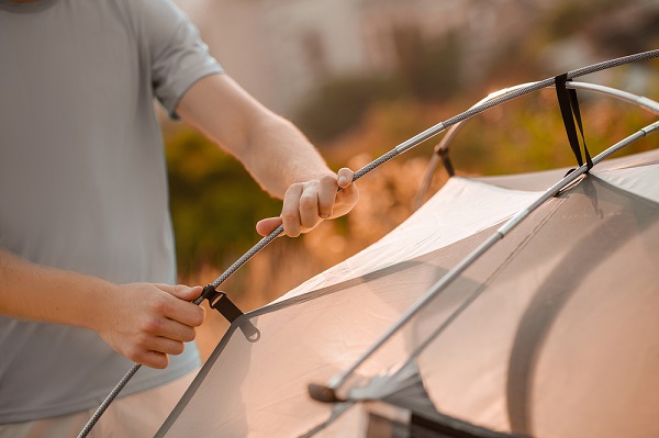 Bí quyết để dựng lều cắm trại chắc chắn và an toàn