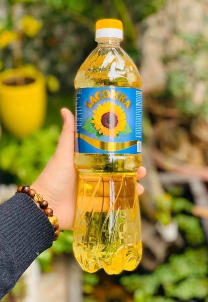 Dầu hướng dương Nga Lacomka