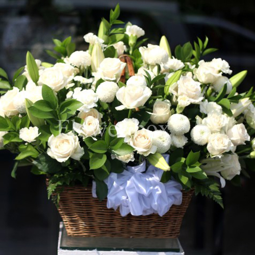 GiỎ HOA KHAI TRƯƠNG - Món quà ý nghĩa trong ngày khai trương