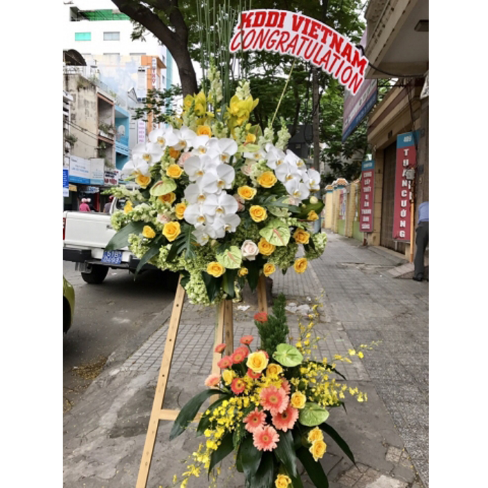 Hoa chúc mừng khai trương cửa hàng hoặc công ty mới - Lời chúc thành công và thuận lợi
