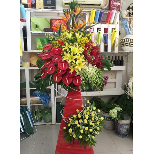 Mẫu kệ hoa khai trương "May mắn" - mang đến triệu điều may, vạn điều thuận lợi