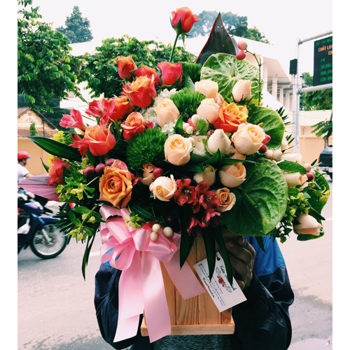  Lẵng hoa tặng sinh nhật - Cho ngày vui thêm ý nghĩa và trọn vẹn với lẫng hoa xinh đẹp 