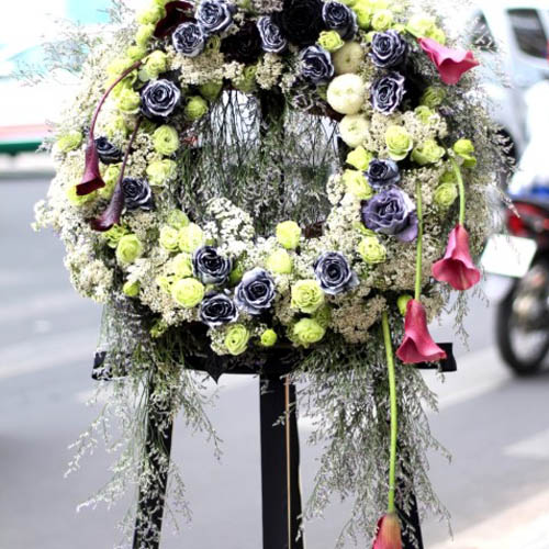  Mẫu hoa "Thiên thu" - Vòng hoa chia buồn trong ngày đám tang - Vuonhoaxinh.vn 