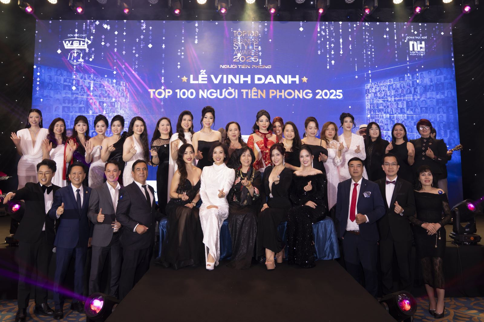 Chủ tịch BNC Medipharm tham gia lễ vinh danh Top 100 Người Tiên Phong 2025