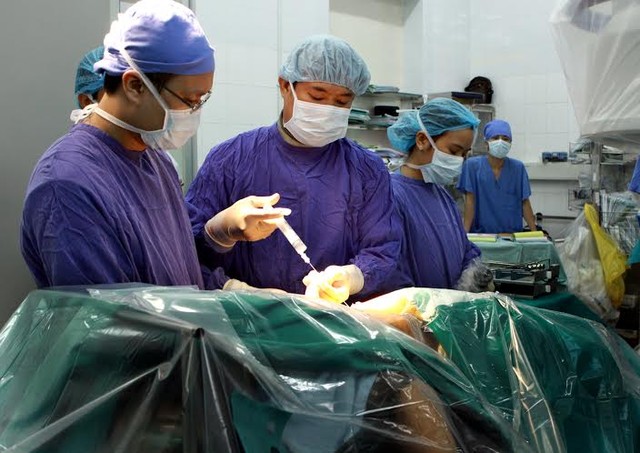 Bài tập chữa thoát vị đĩa đêm đốt sống cổ