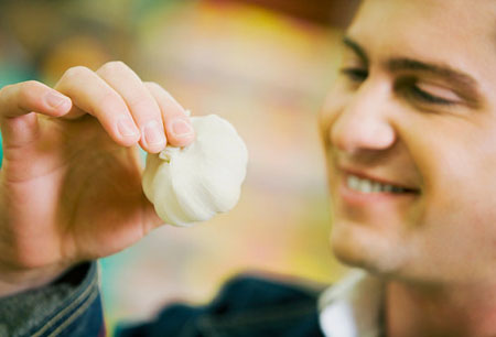 Chữa yếu sinh lý bằng tỏi an toàn hiệu quả