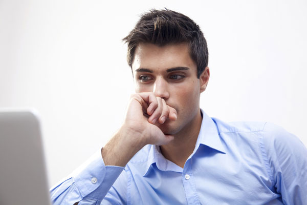 Đi tiểu nhiều lần có phải thận yếu