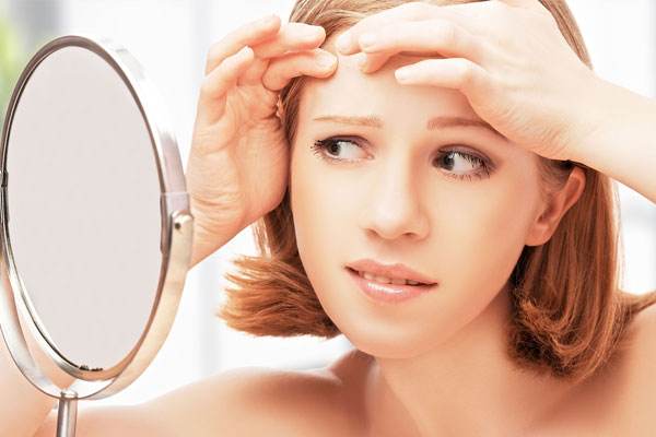 Nên đắp mặt sữa ong chúa trong bao lâu