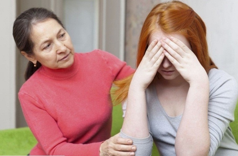 Rối loạn nội tiết tố nữ ở tuổi dậy thì phải làm sao