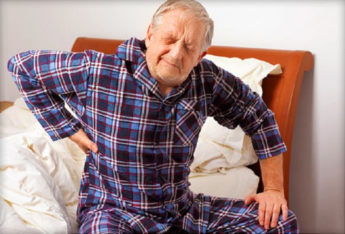 thoát vị đĩa đệm có đi bộ được không và cách điều trị