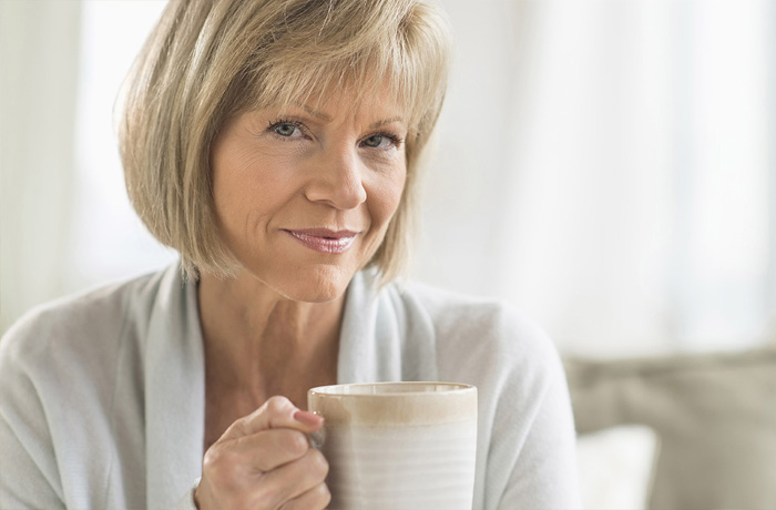 Tuổi mãn kinh của phụ nữ là bao nhiêu và cách khắc phục