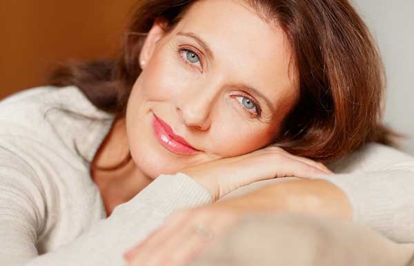 Tuổi tiền mãn kinh là bao nhiêu và cách khắc phục các triệu chứng