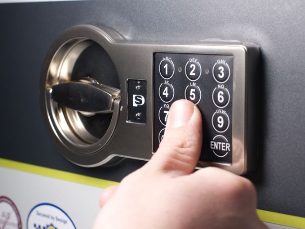 Các lưu ý khi chọn mua két sắt giá rẻ bạn cần biết