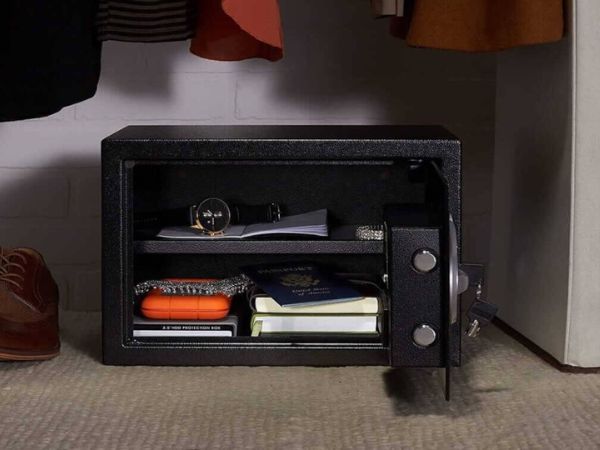 Cách chọn kích thước két mini phù hợp với nhu cầu sử dụng