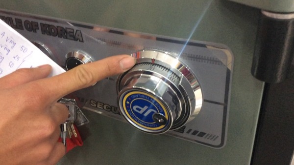 Những điều bạn cần biết trước khi sử dụng két sắt khóa cơ